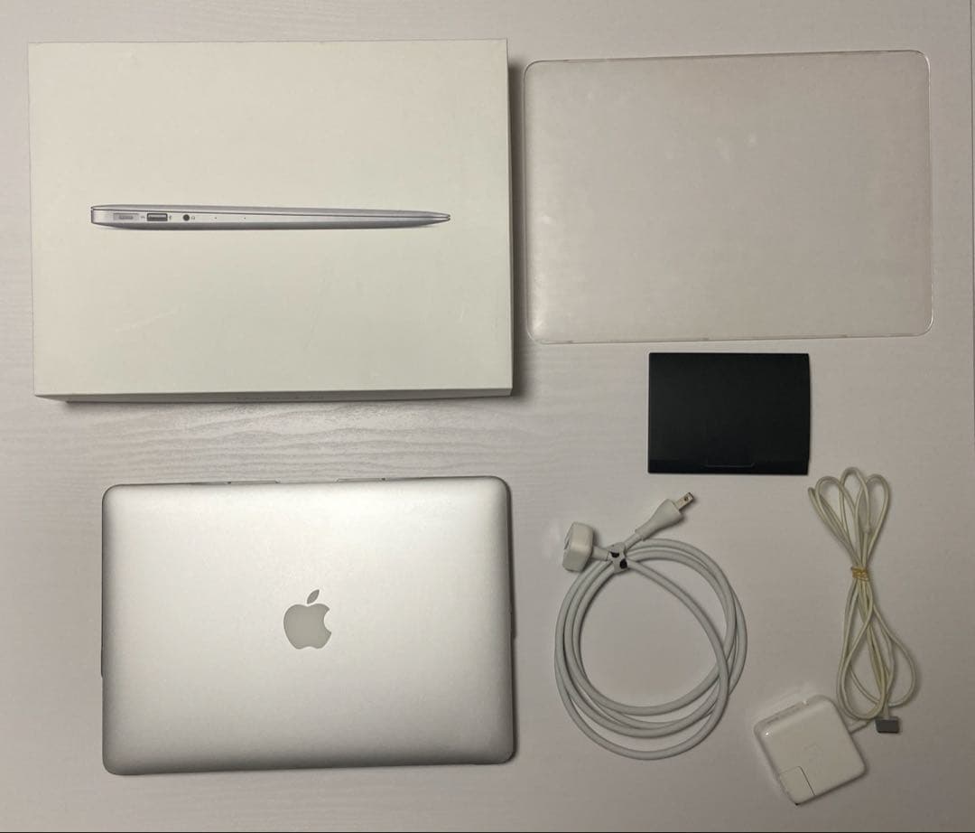 ［ Apple］MacBook Air13㌅　2017年