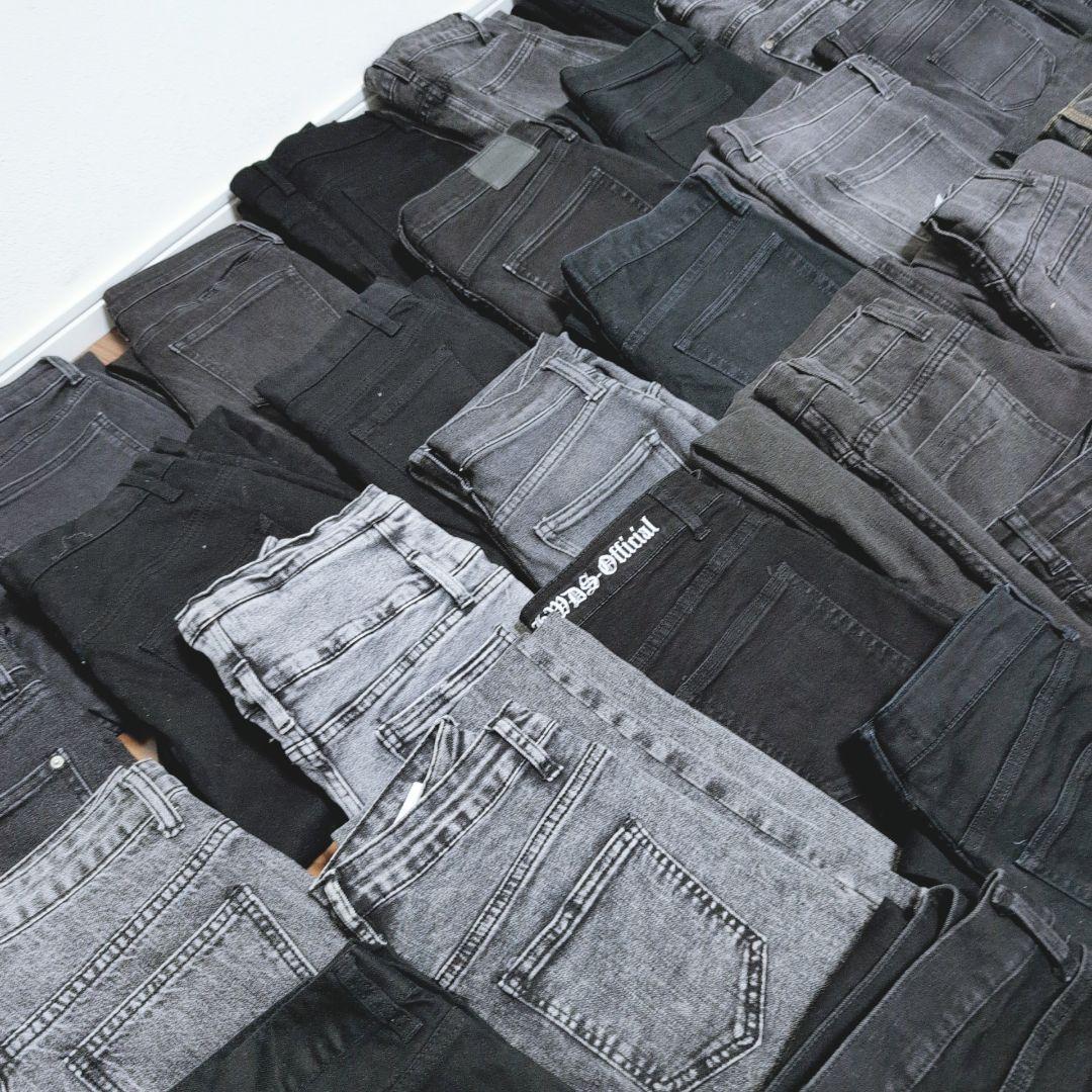 ブラックデニムパンツ 50本まとめ売り リメイク素材 ハンドメイド生地 はぎれ