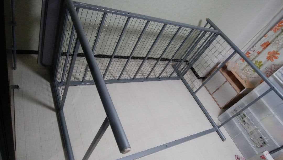 [直接引き取り希望] ミドルタイプのロフトベッド シングル宮付きコンセントなし