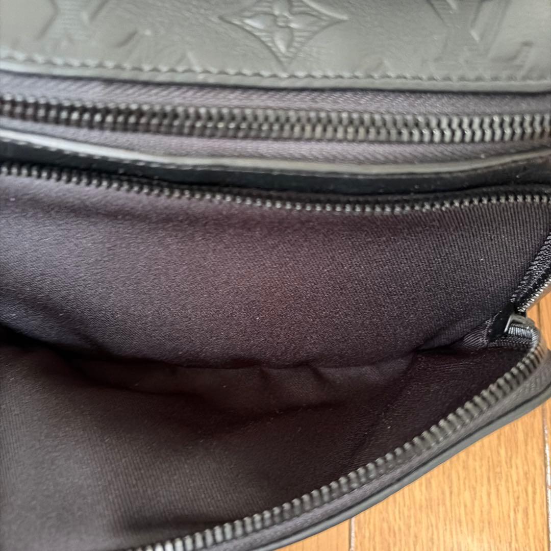 LOUIS VUITTON ルイヴィトン