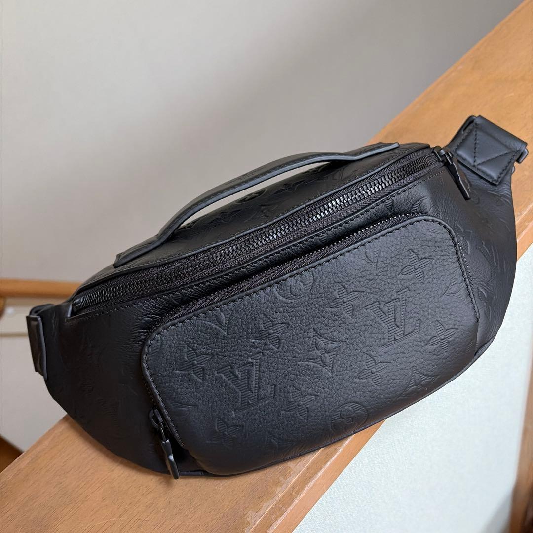 LOUIS VUITTON ルイヴィトン