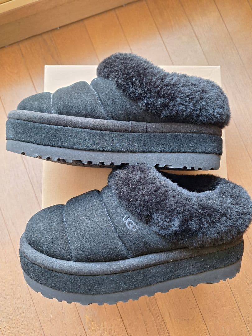 UGG ブラック tazzlita 厚底ムートン24cm