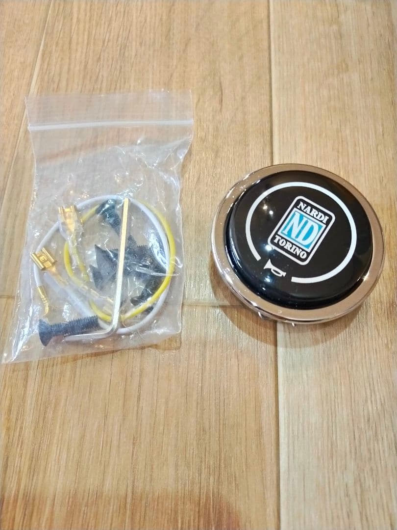 Nardi ND ステアリングホイール ウッド製