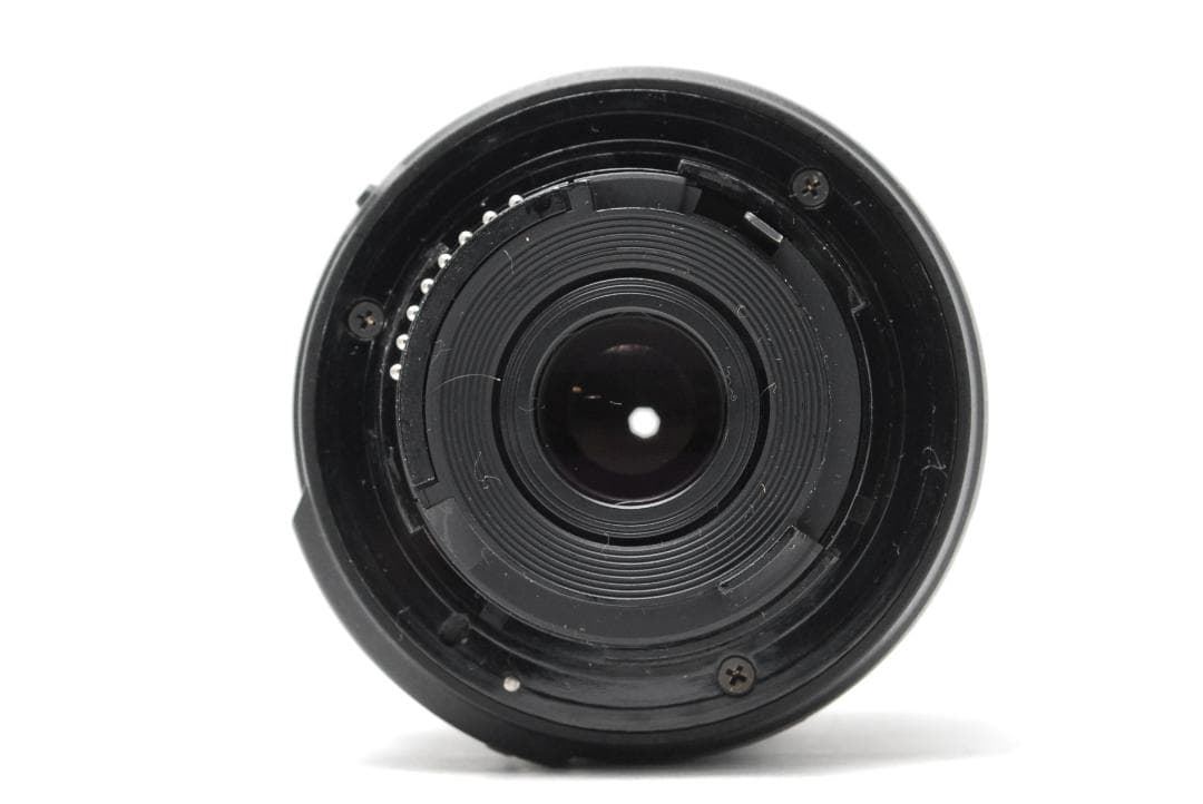 高画質2410万画素 Nikon D5200 バリアングル液晶搭載一眼レフカメラ