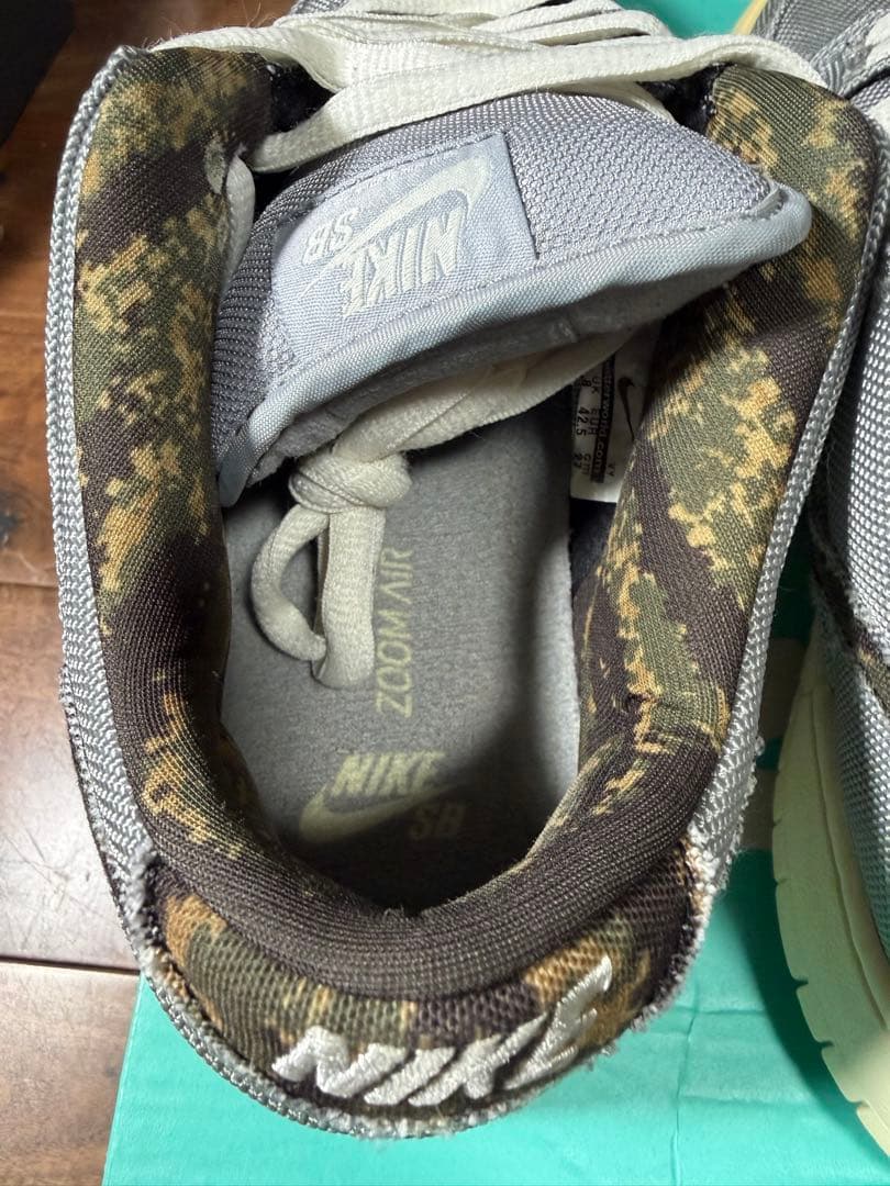 靴 Nike SB Dunk Low \"Wolf Grey Digi Camo\"