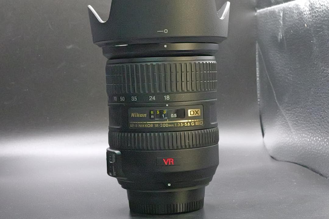 【手振れ補正付き美品】Nikon AF-S 18-200mm 高倍率ズームレンズ