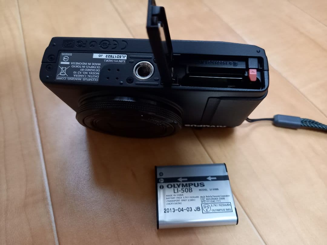 デジタルカメラ OLYMPUS STYLUS XZ-10