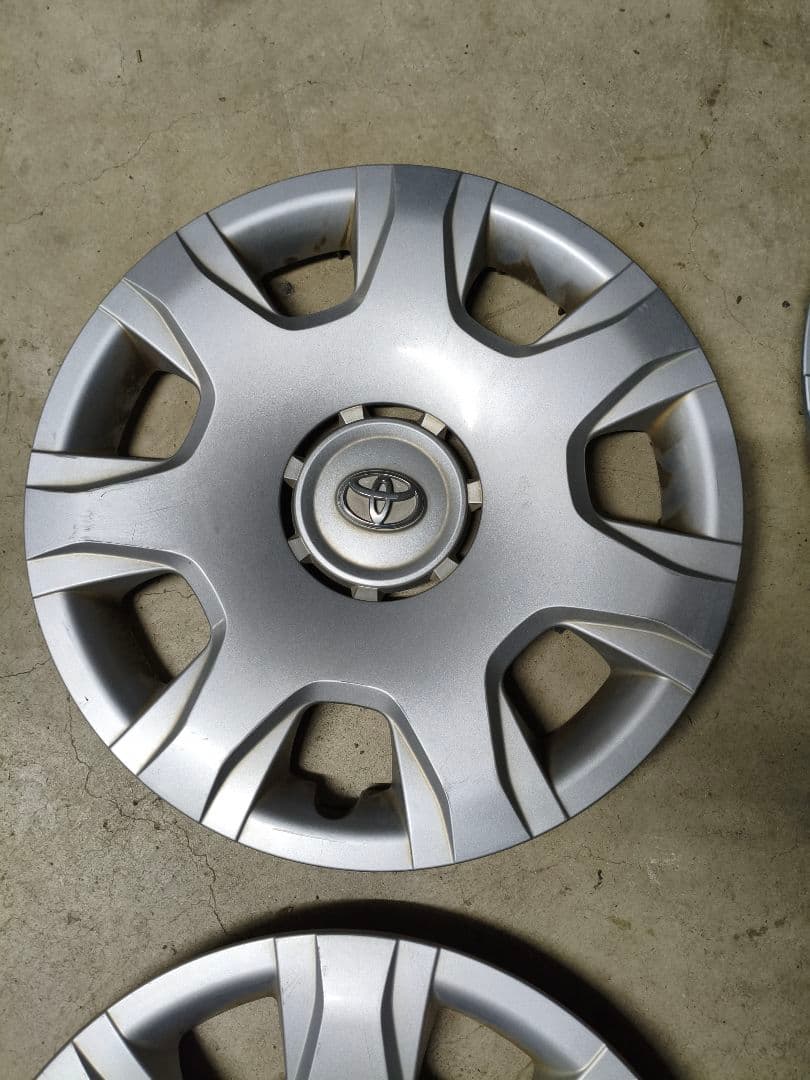 ハイエース・キャラバン用　新品スタッドレスタイヤ　4本セット