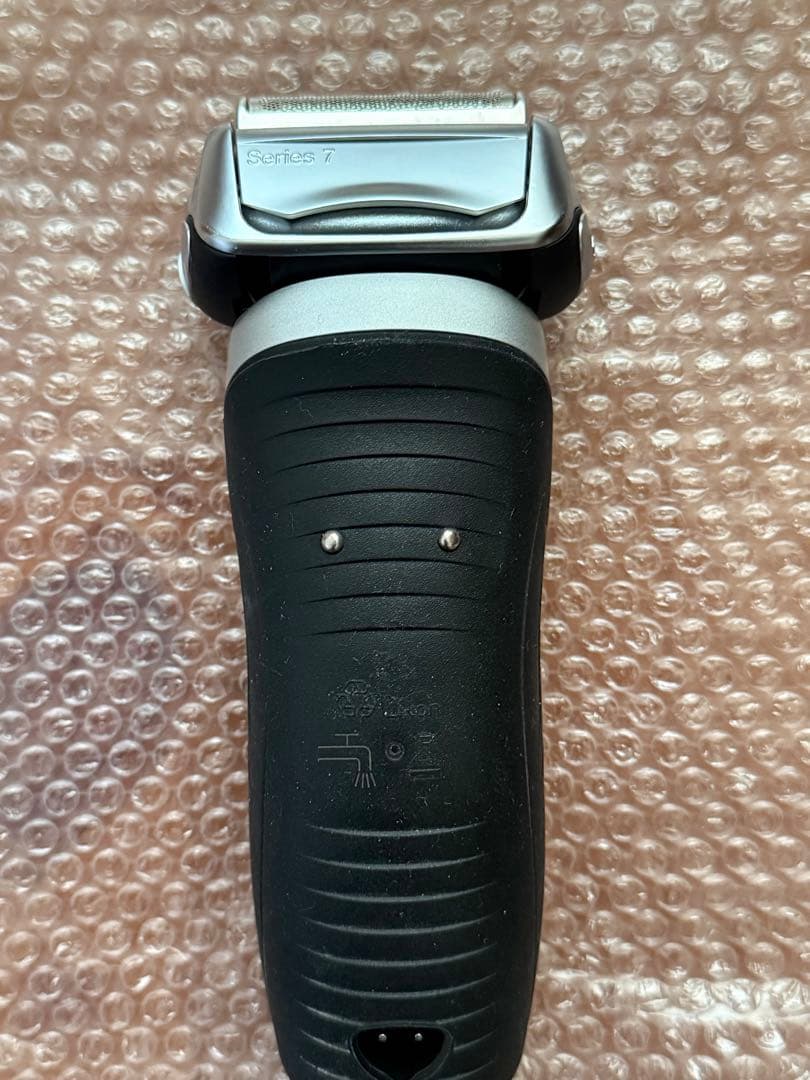 タイムセール中❗️21時まで限定 超お得‼️Braun メンズシェーバー