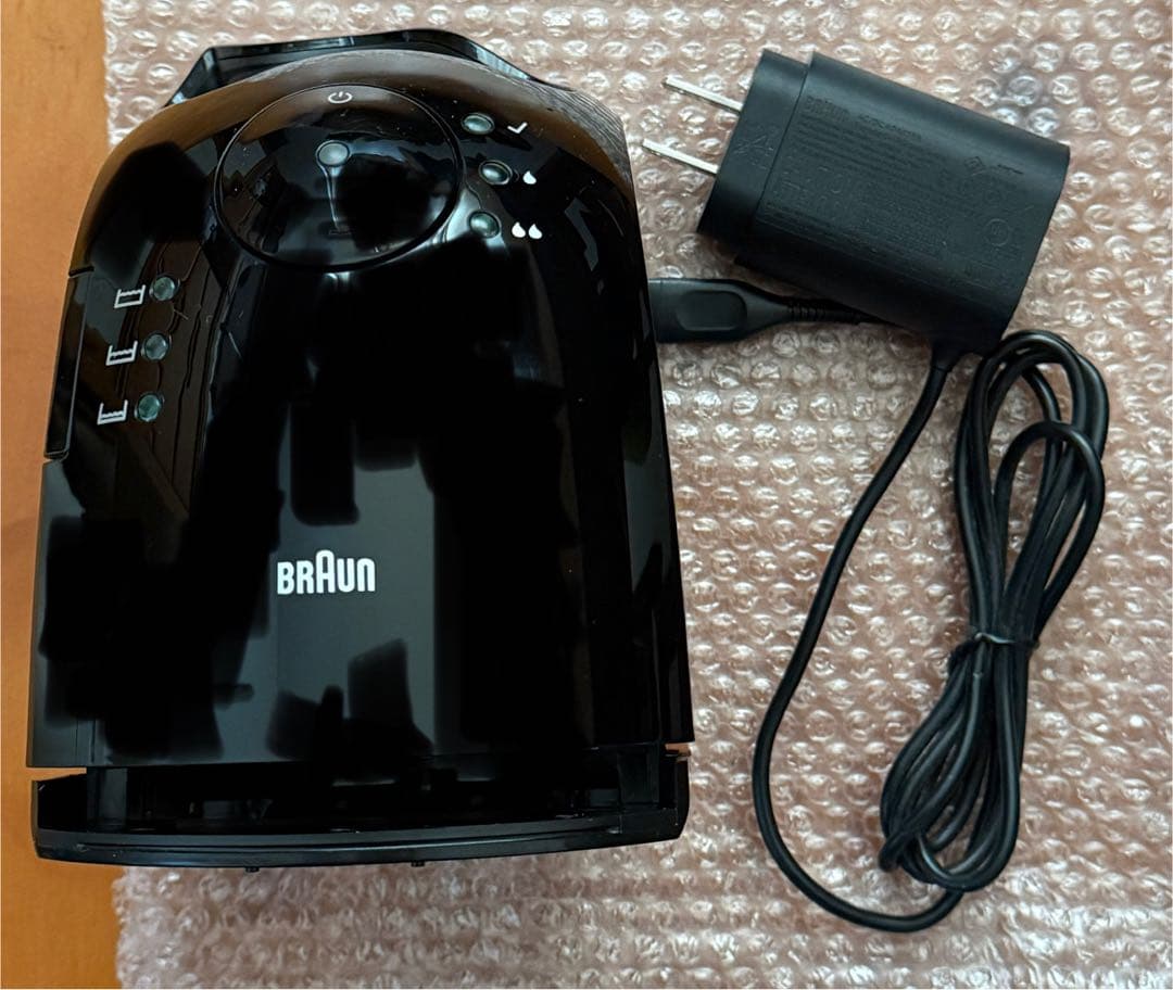 タイムセール中❗️21時まで限定 超お得‼️Braun メンズシェーバー