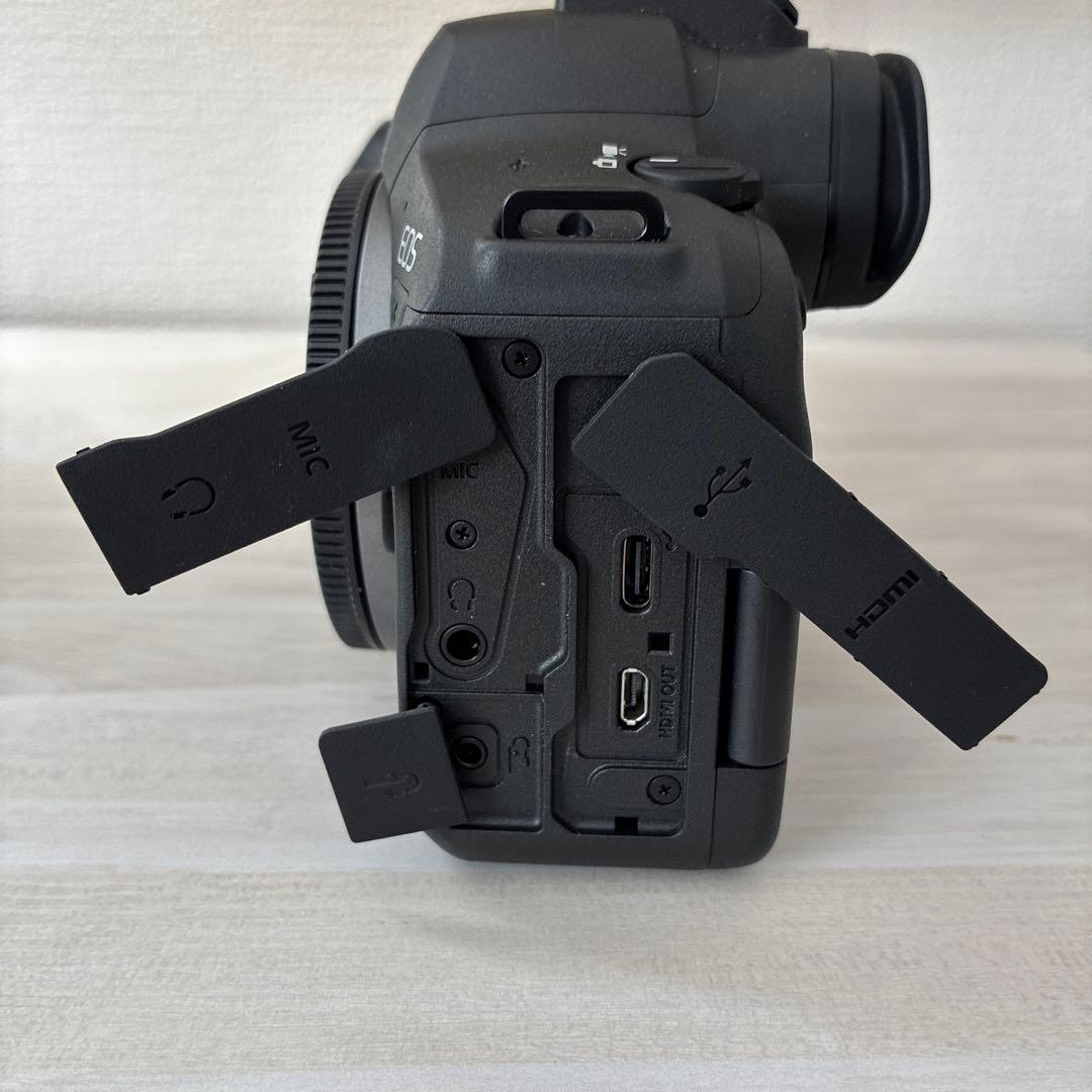 デジタルカメラ EOS R6 Mark II RF24-105 F4 L IS USM KIT