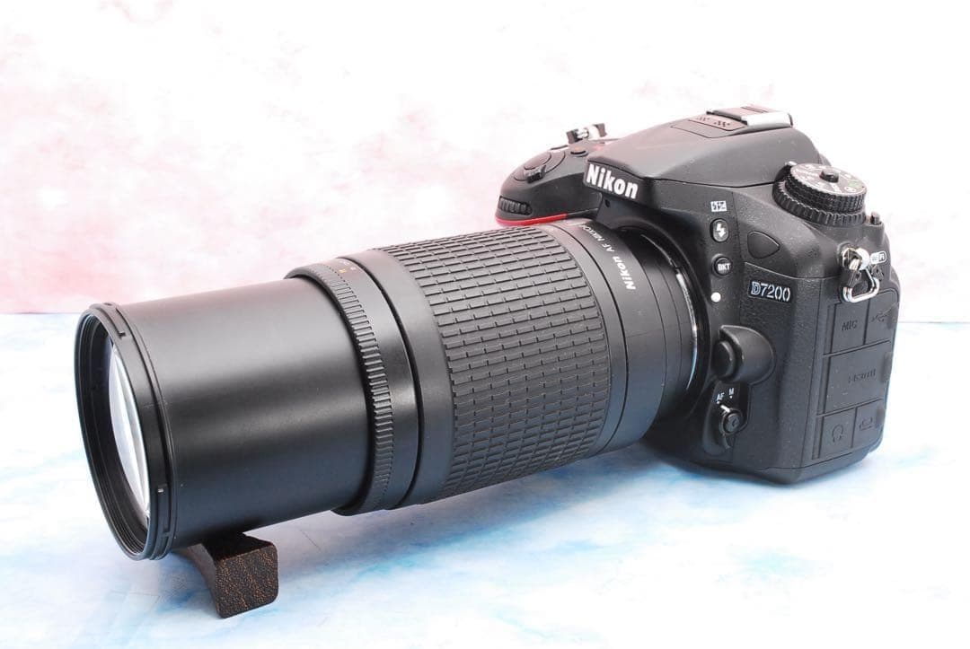 ニコン D7200☆一眼レフカメラ☆バッテリーグリップ付☆超望遠付Wレンズ