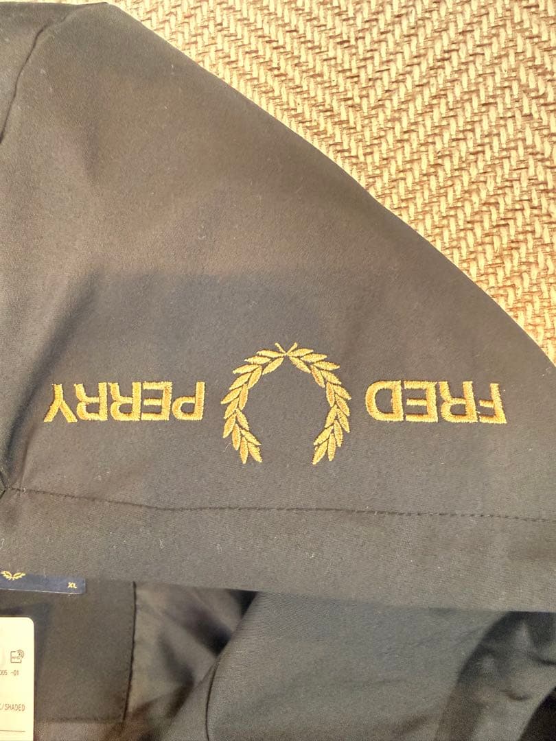 FRED PERRY フレッドペリー 別注 パデッド ブルゾン アウター 新品