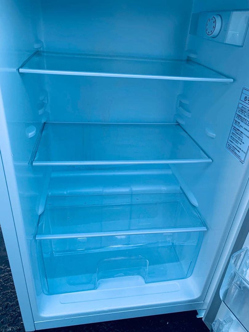 ✅Hisenseノンフロン冷凍冷蔵庫✅ ✅HR-B12E2W✅送料設置無料