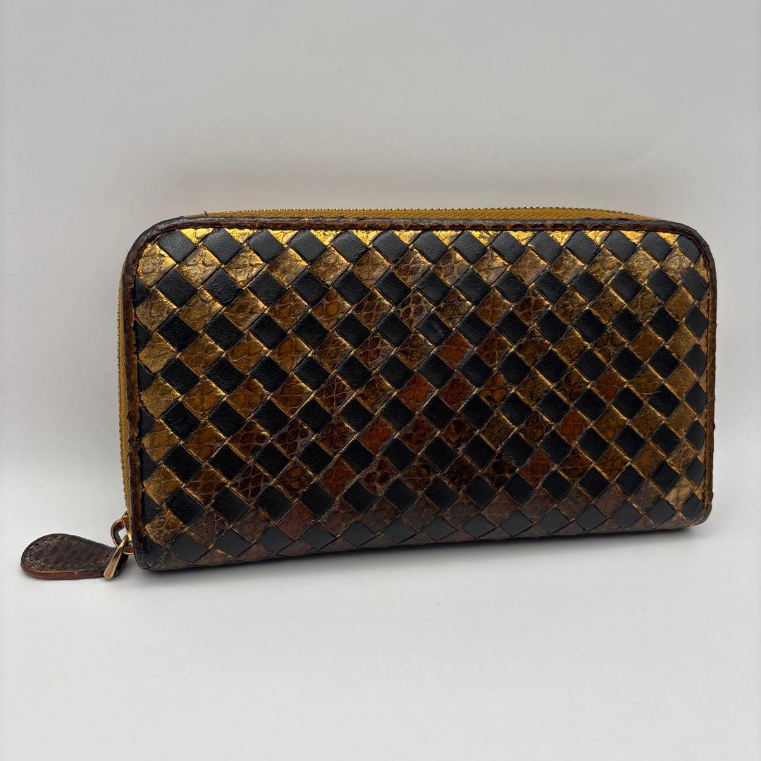 ◆正規品◆ボッティガヴェネタイントレチャート ラウンドファスナー長財布パイソン