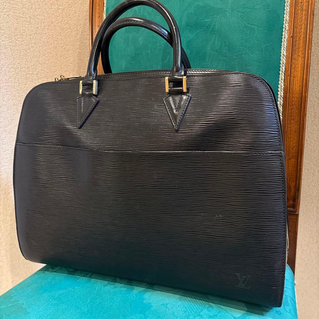 ルイヴィトン ビジネスバッグ エピ ソルボンヌ M54512