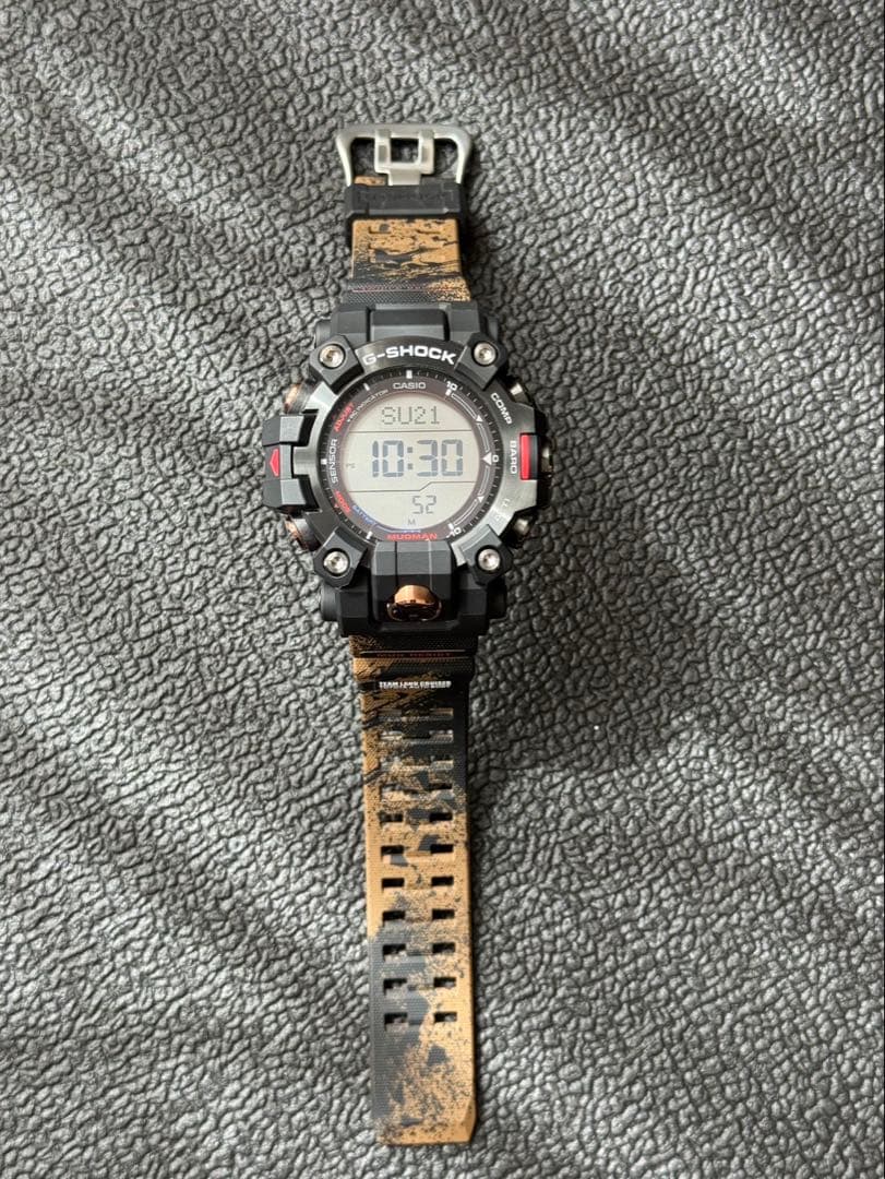 G-SHOCK GW-9500TLC-1JR ランドクルーザーTOYOTAコラボ