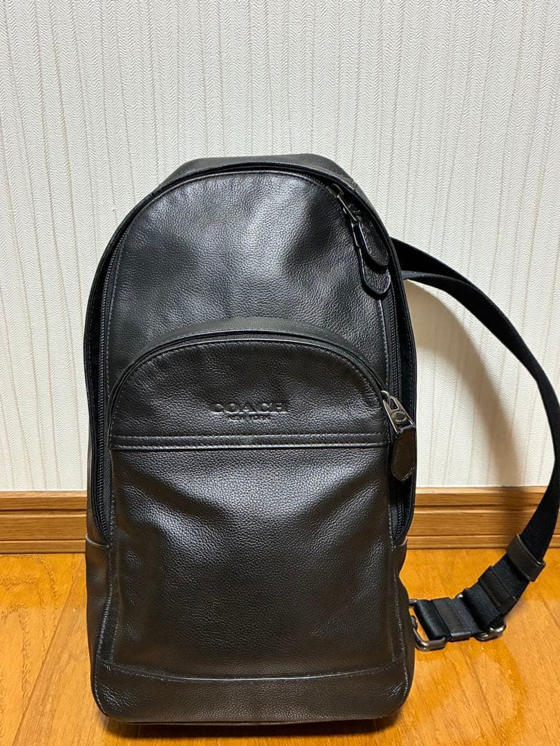 COACH コーチ ブラックレザー ボディバック スリングバック 本革