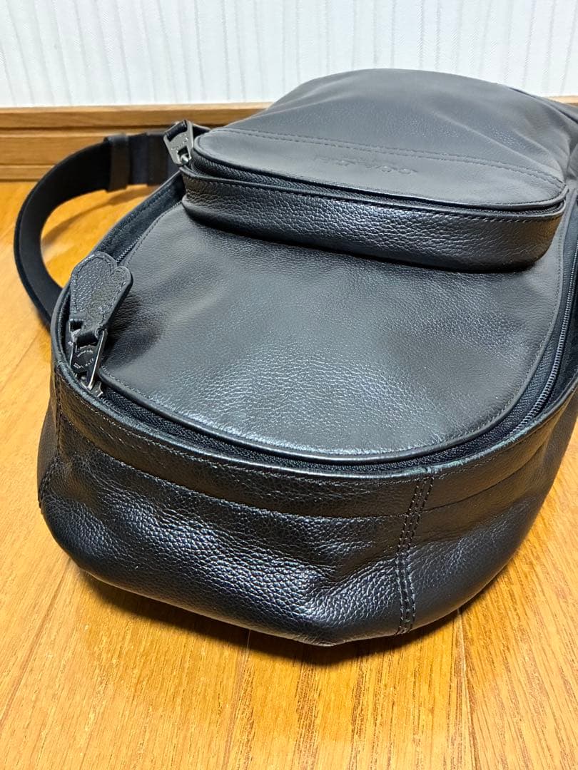 COACH コーチ ブラックレザー ボディバック スリングバック 本革