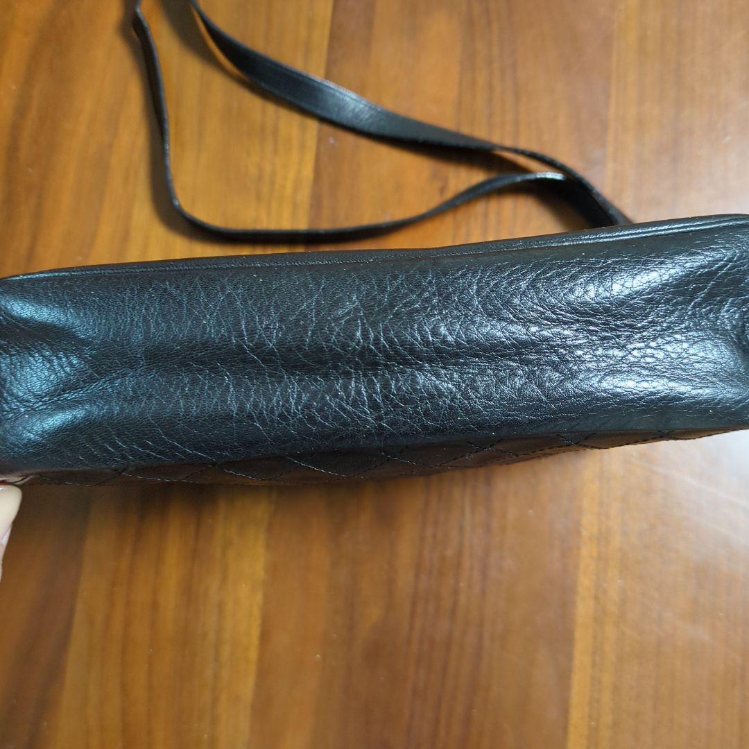 【極美品】イブサンローラン キルティングショルダーバッグ レザー 斜め掛け 黒