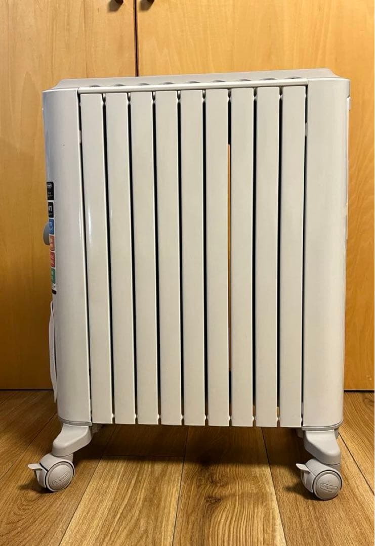 【美品】デロンギ ベルカルドオイルヒーター [RHJ75V0915-GY]