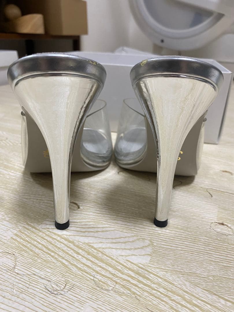 DIANA JBBF公認ヒール ミュールタイプ　シルバー24cm