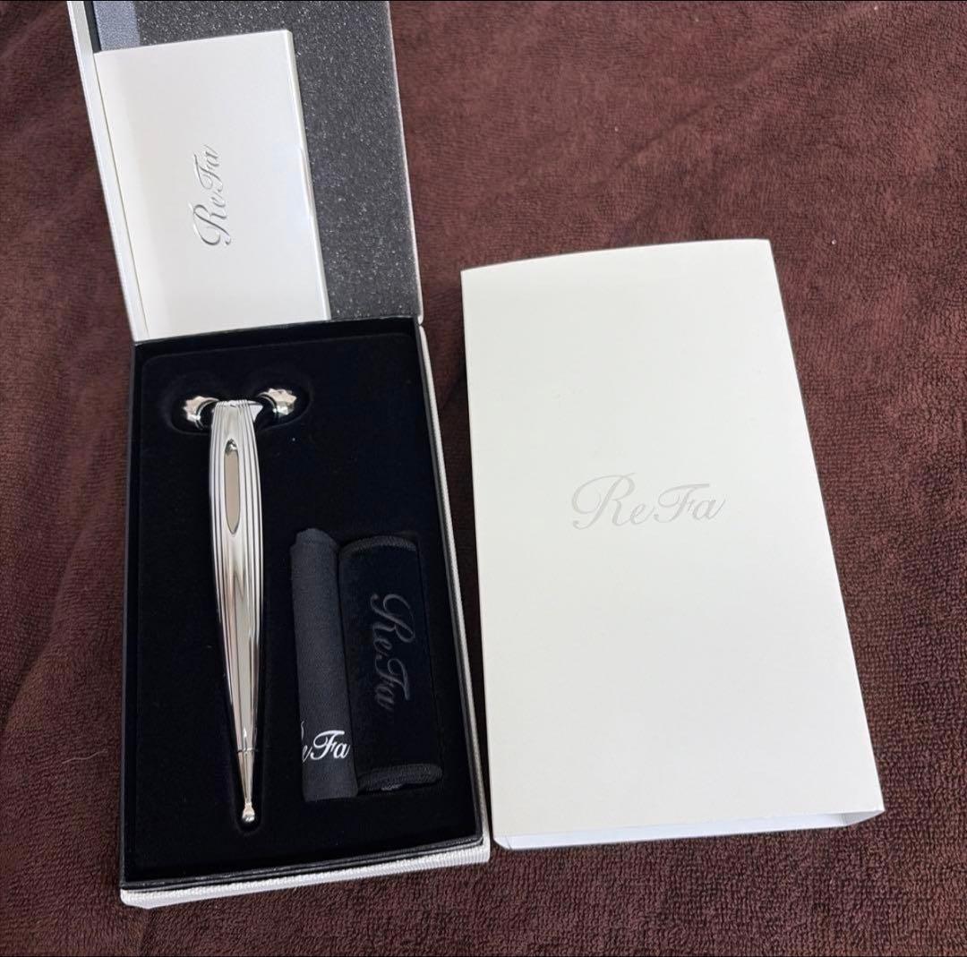 リファ エスカラットレイ　新品