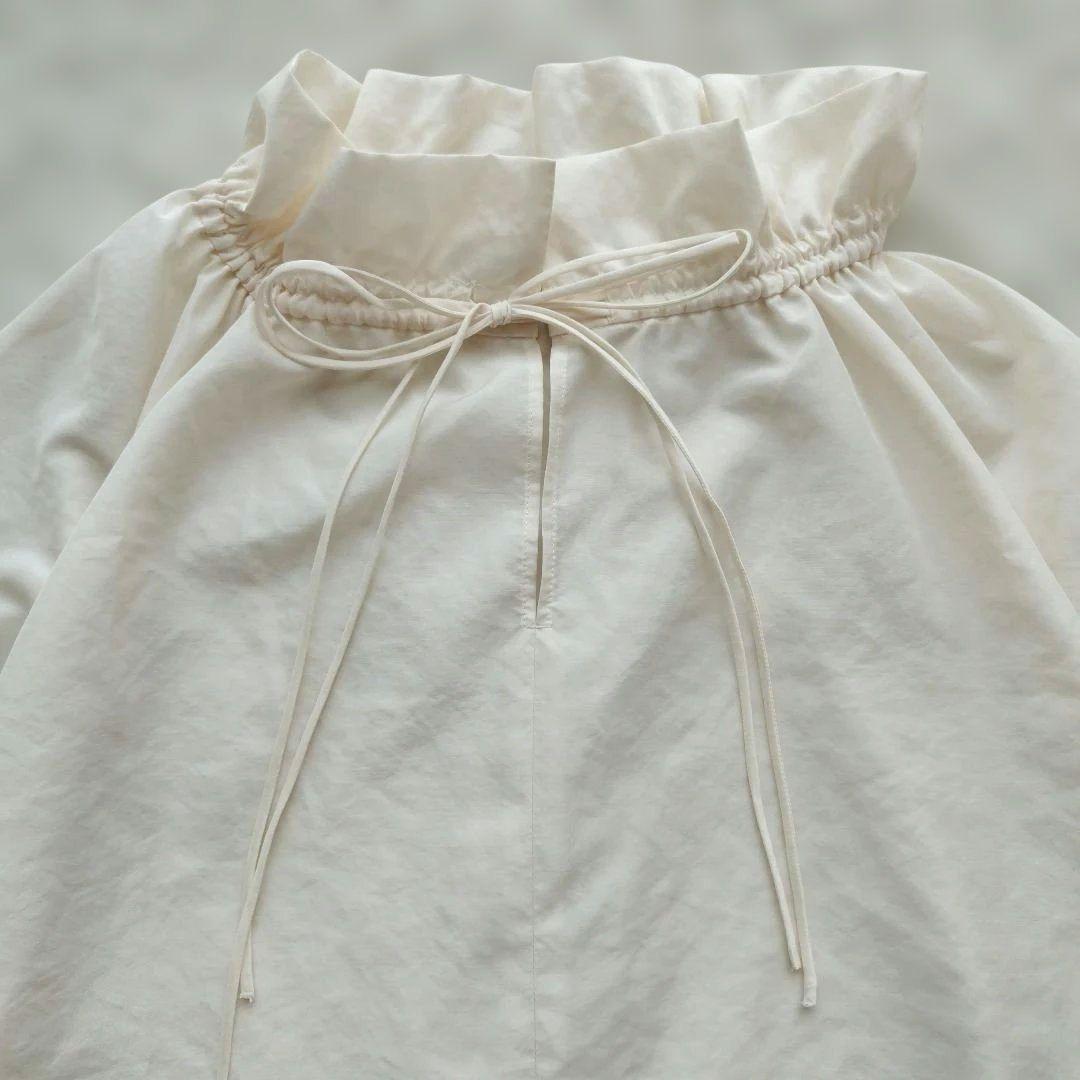 25年♡極美品✨ノーブル 2wayストリングスラッフルロングスリーブブラウス 白