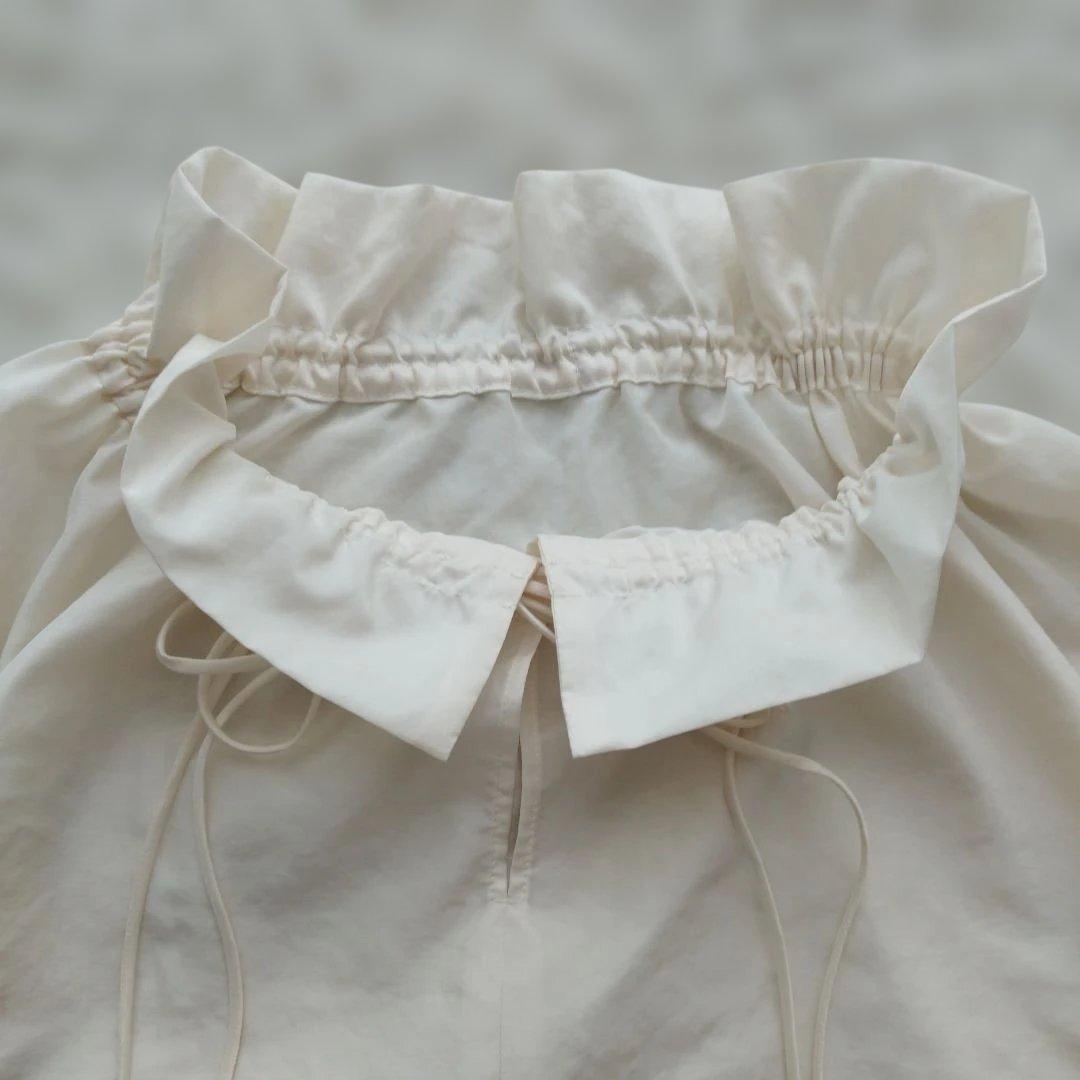 25年♡極美品✨ノーブル 2wayストリングスラッフルロングスリーブブラウス 白