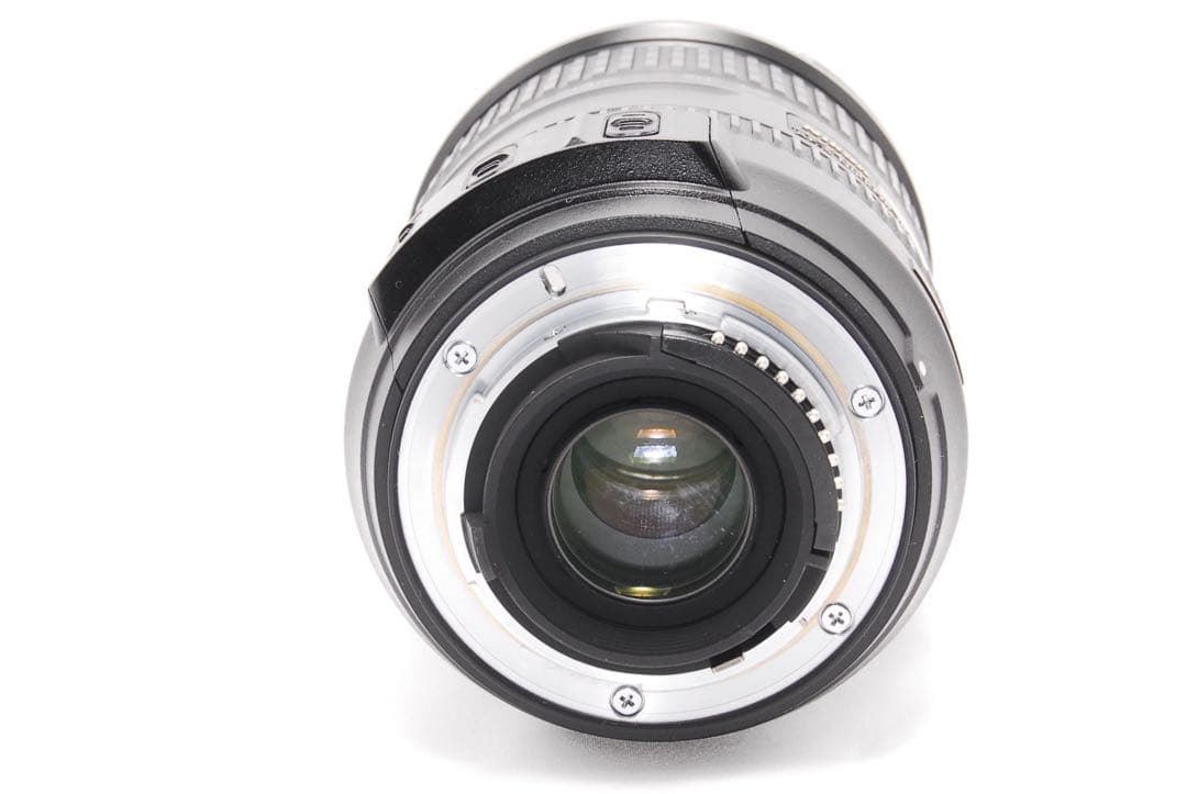 広角～望遠 Nikon 18-200mm VR 軽量レンズ 高倍率ズームレンズ