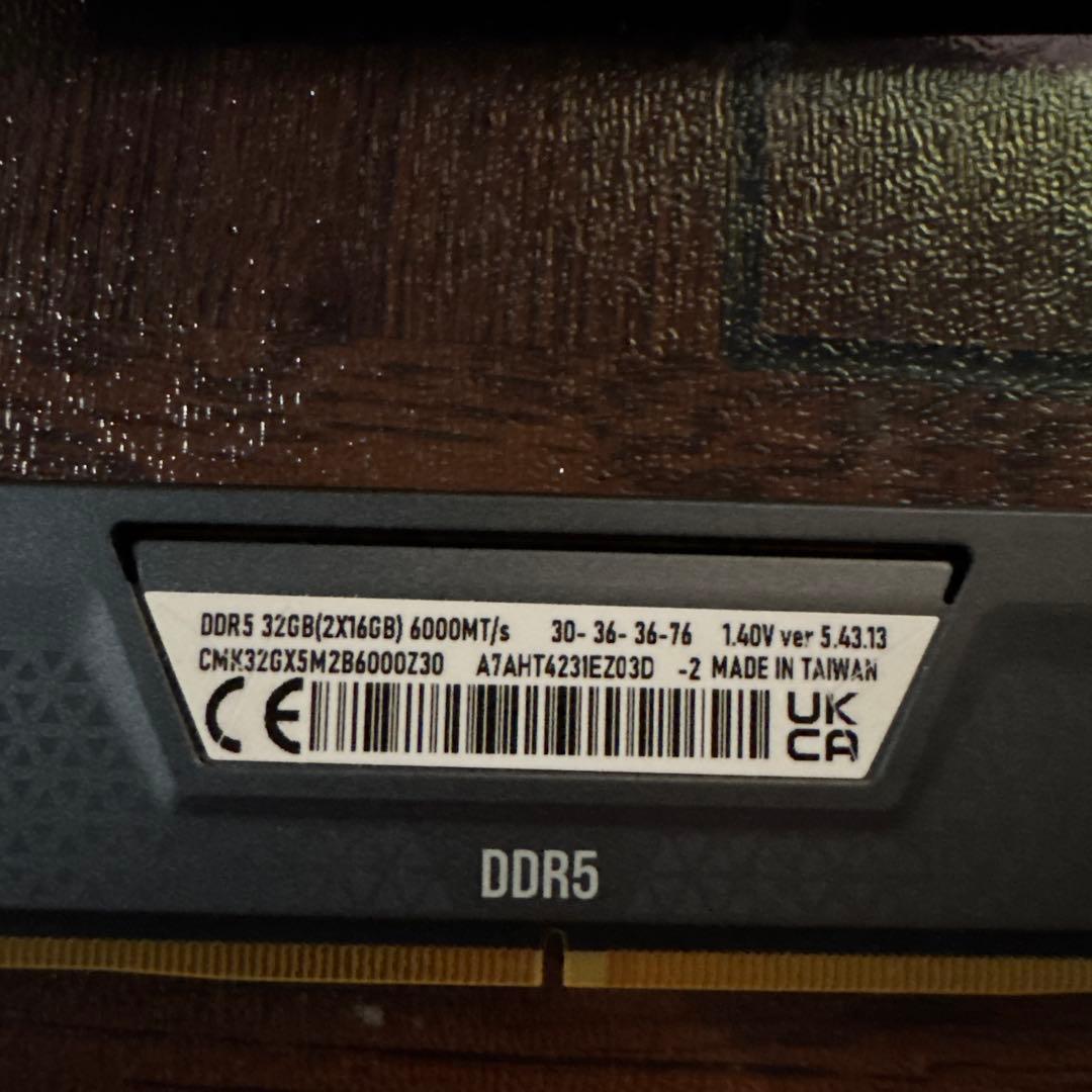 DDR5 32GB (2x16GB) 6000MT/s メモリー