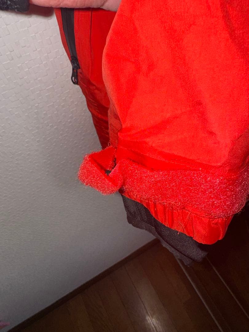 24-25モデル MTN ROCKSTAR スノーボードジャケット トマト