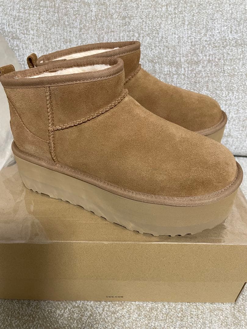 【正規品】 【即日発送可】UGG クラシック ウルトラ ミニ プラットフォーム