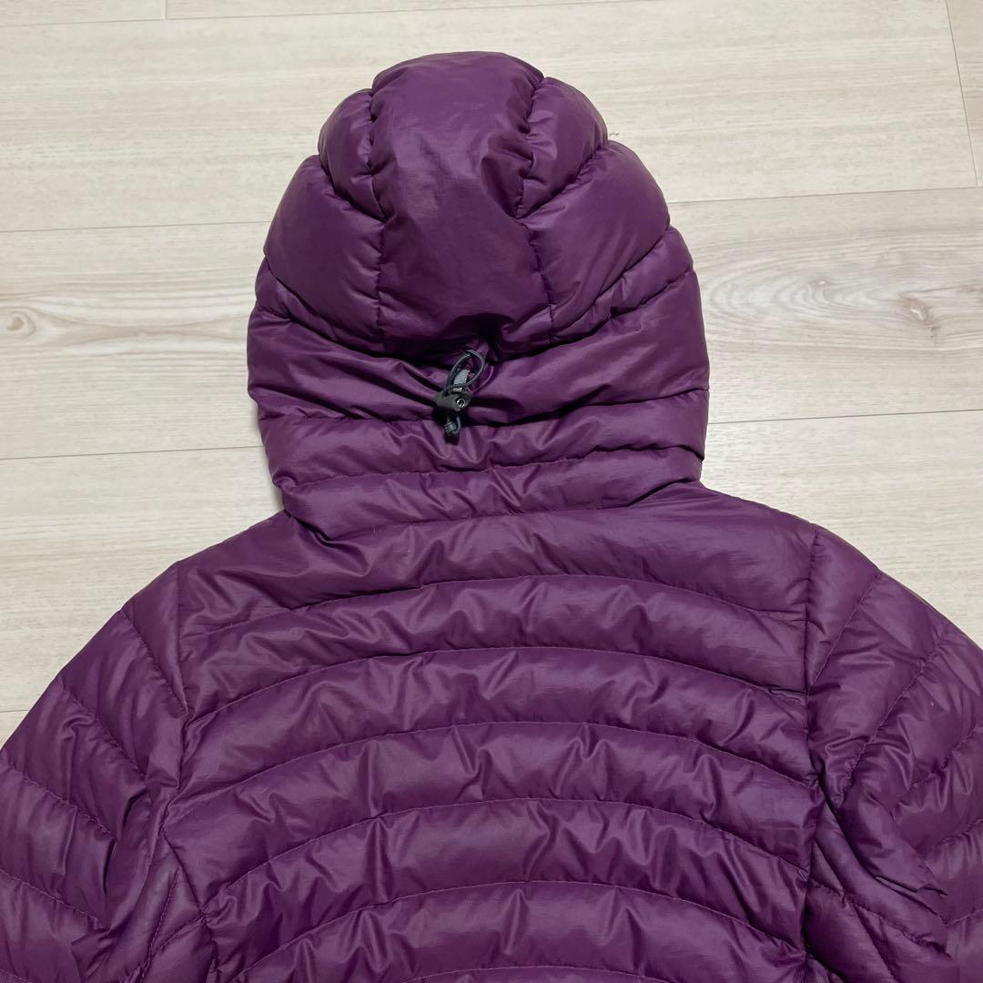 2011年製 patagonia ダウンセーターフーディ 84710 パープル