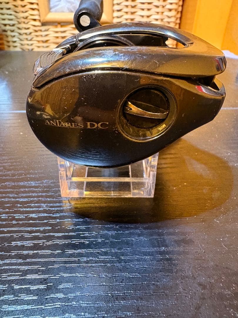 シマノ　左巻き　23アンタレスDCMD XG中古品　ワンオーナー