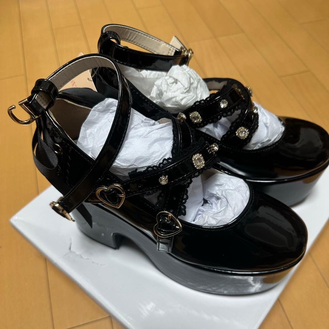 lizlisa クロスストラップリボンパンプス ブラックエナメル　Mサイズ