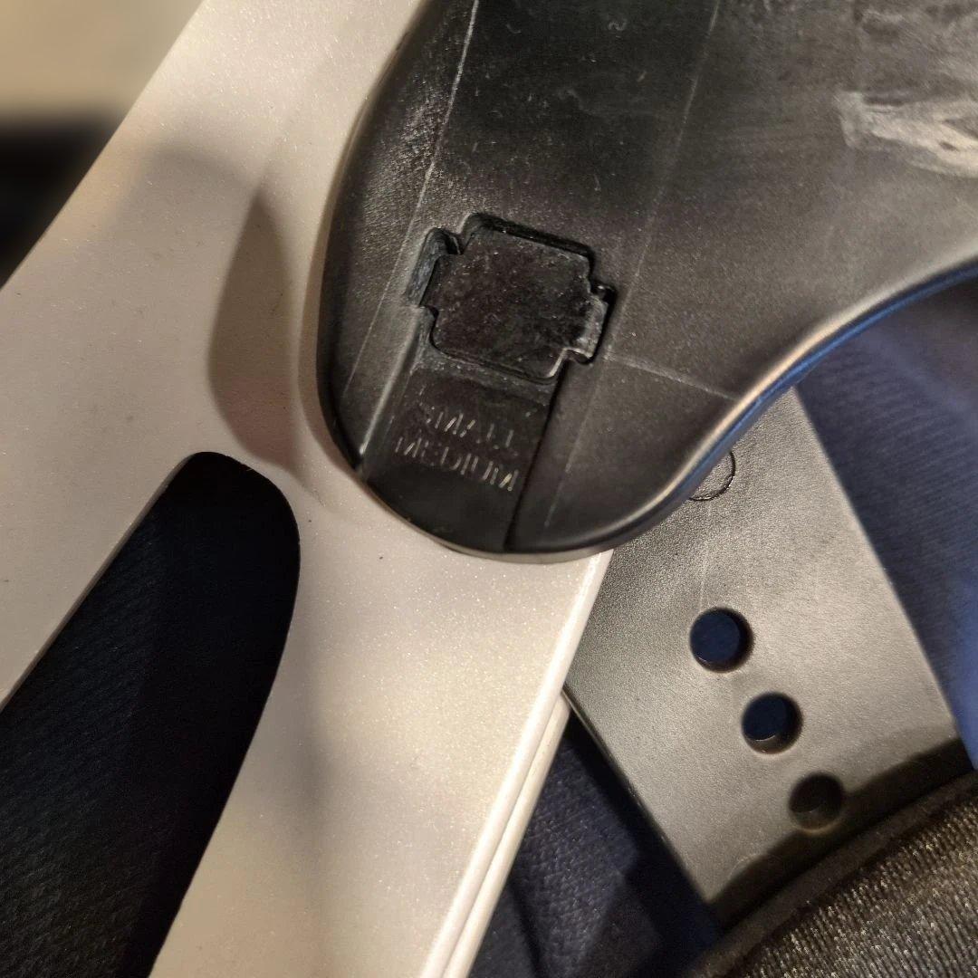 中古美品　SALOMON RYTHEM 　S/Mサイズ