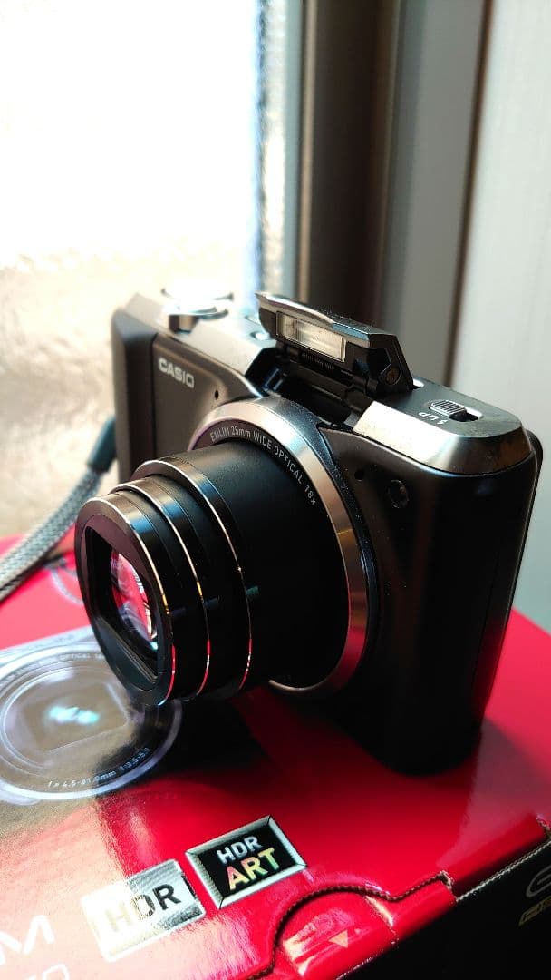 カシオ CASIO EXILIM EX-ZR750 美品 EX-ZR700同等品