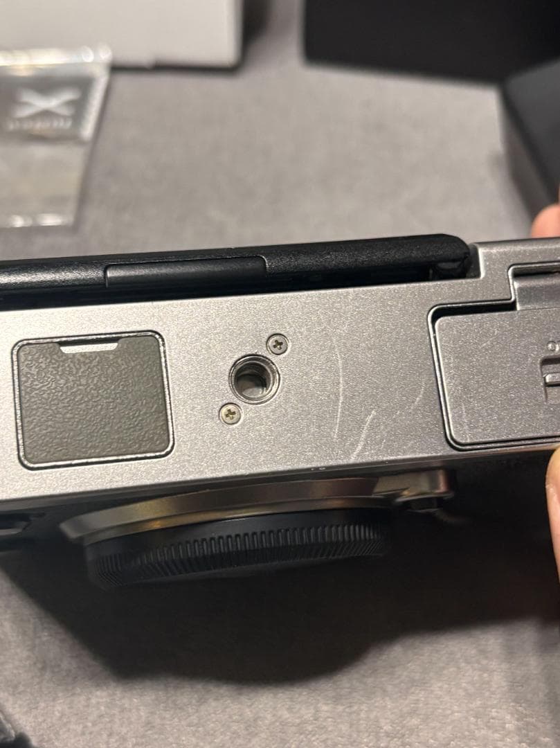 富士フイルム X-T3 ボディ シルバー 純正バッテリー２個付き