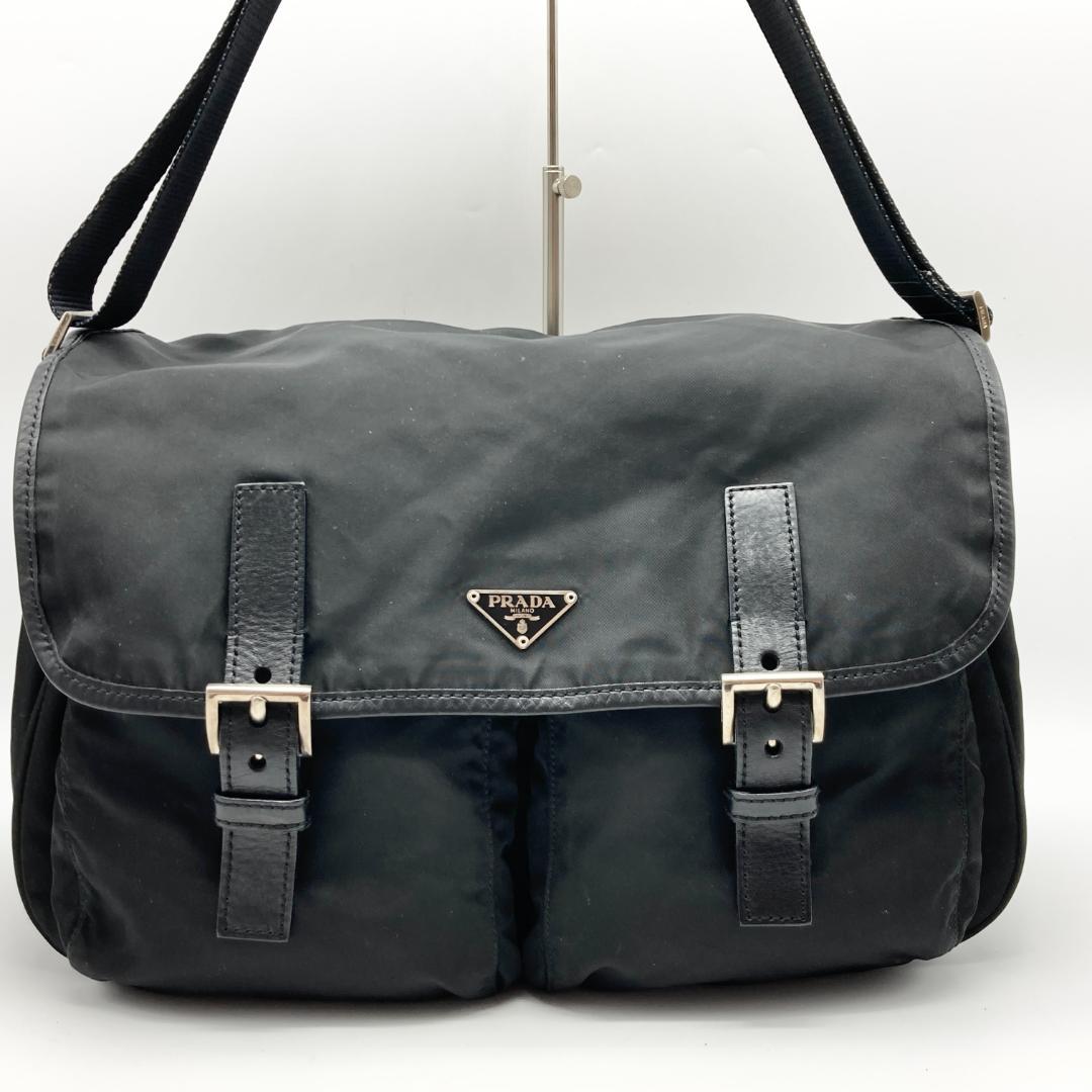 美品 カード付　プラダ　メッセンジャー バッグ　三角ロゴ　ブラック