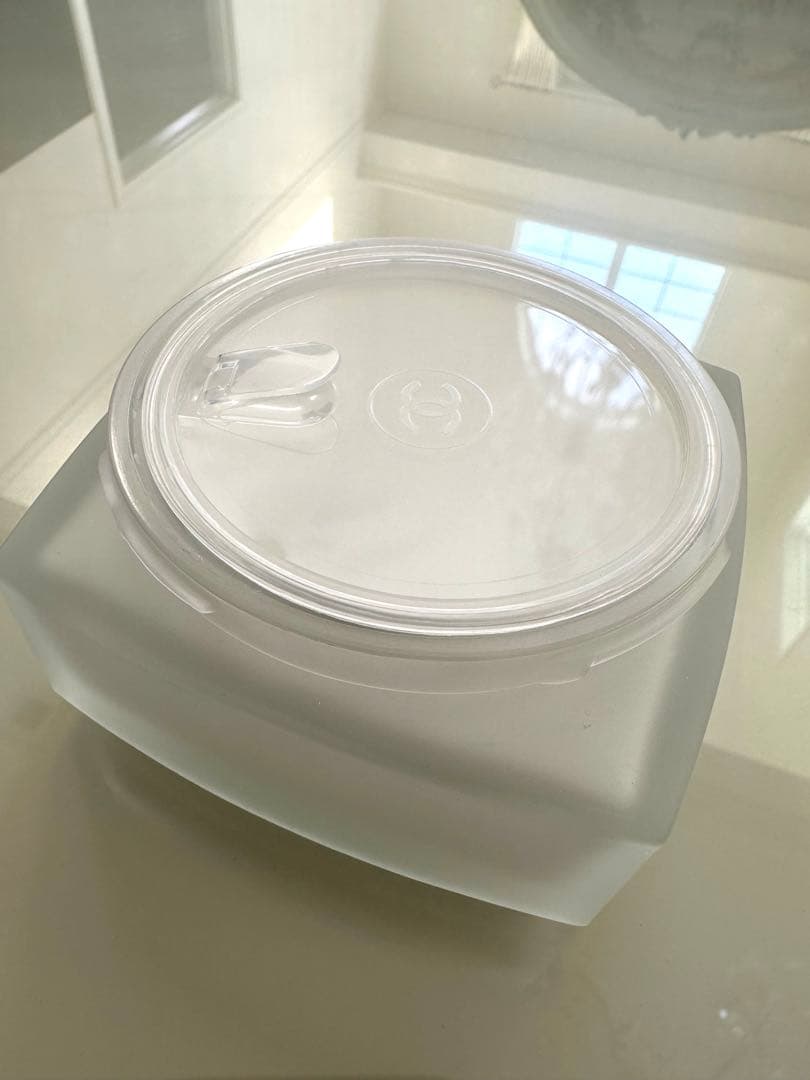 CHANELレ　ゼクスクルジフ　フレッシュ　ボディクリーム　ほぼ未使用