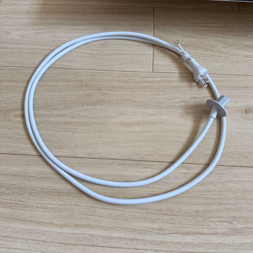 iMac 27inch 2020 Retina5K VESAマウントアダプタ搭載