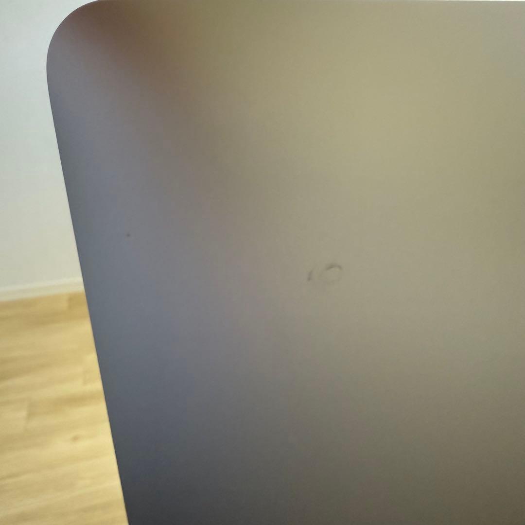 iMac 27inch 2020 Retina5K VESAマウントアダプタ搭載