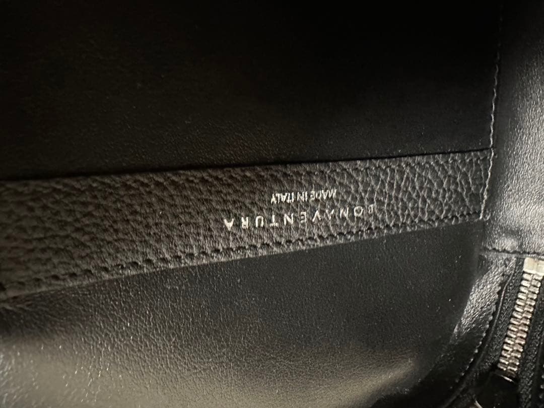 ヨシダ　ボナベンチュラ　パオロ クロスボディバッグ