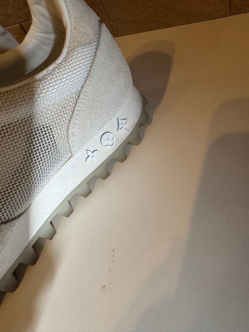 Louis Vuitton ホワイトスニーカー