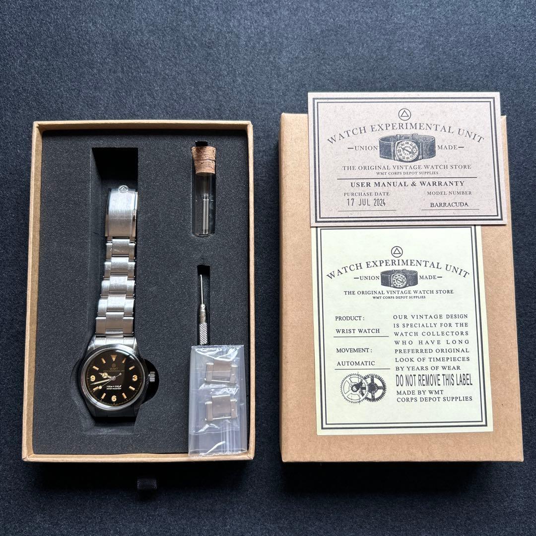 WMT ブラックアナログ時計