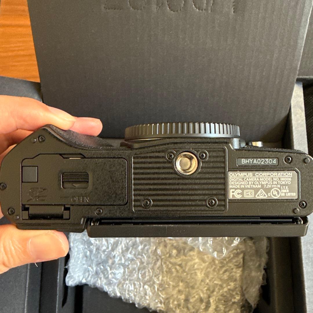 【値下げ〜1/5まで】【美品】オリンパス e-10 markⅢダブルズームキット