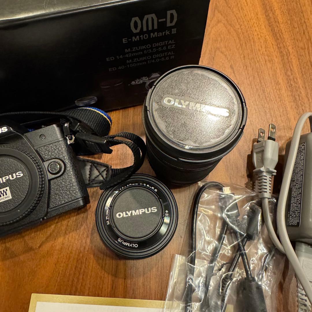【値下げ〜1/5まで】【美品】オリンパス e-10 markⅢダブルズームキット