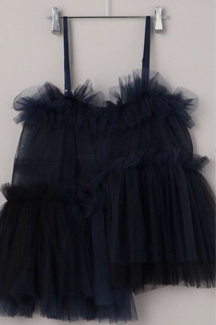 新品VIVIANO Asymmetric Cami Top studios