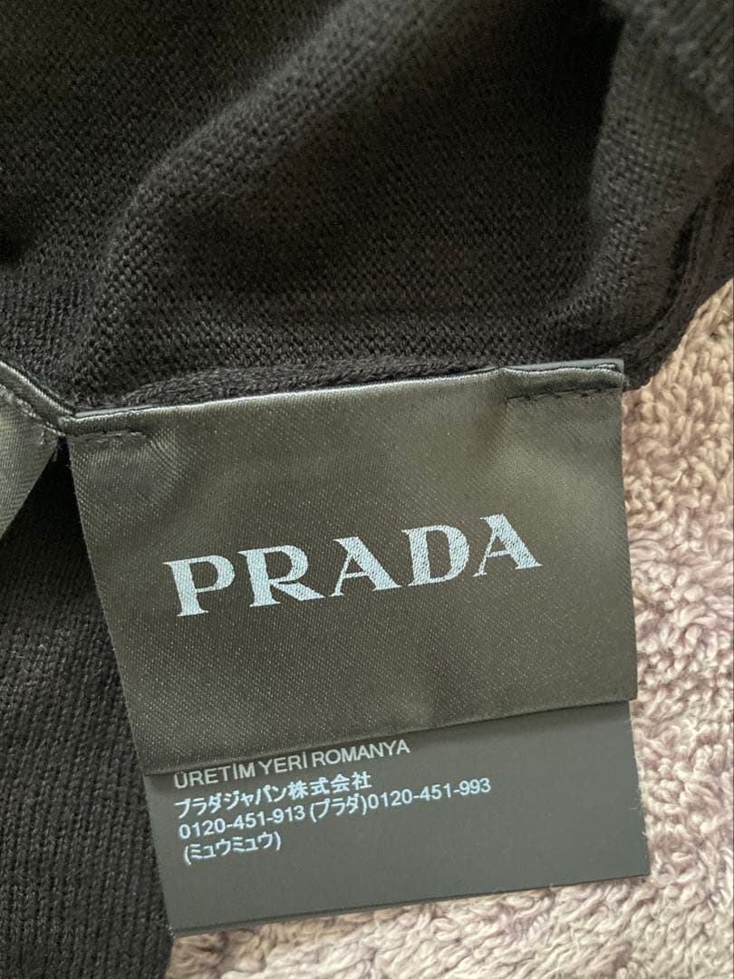 【正規品】PRADA ブラックニットセーター薄手【新品未使用】